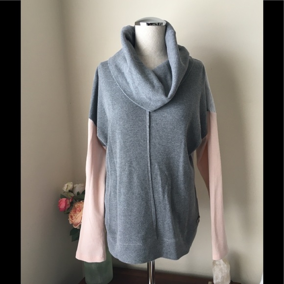 Calvin Klein color block cowl neck knit shirt - Picture 1 of 8